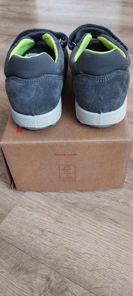 Tenisky kožené, baťa,30