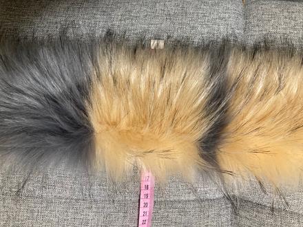 Kožušina lem na kapucňu,