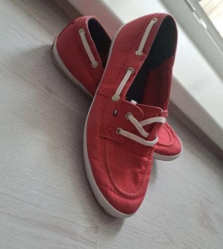 Znackove topanky, tommy hilfiger,37