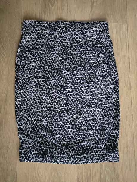 Dievčenská sukňa zn.reserved, veľ.152, reserved,152