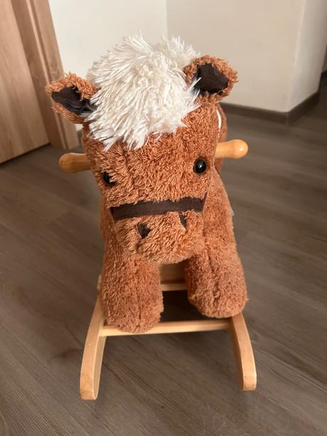 Hojdací koník od 1roka, 