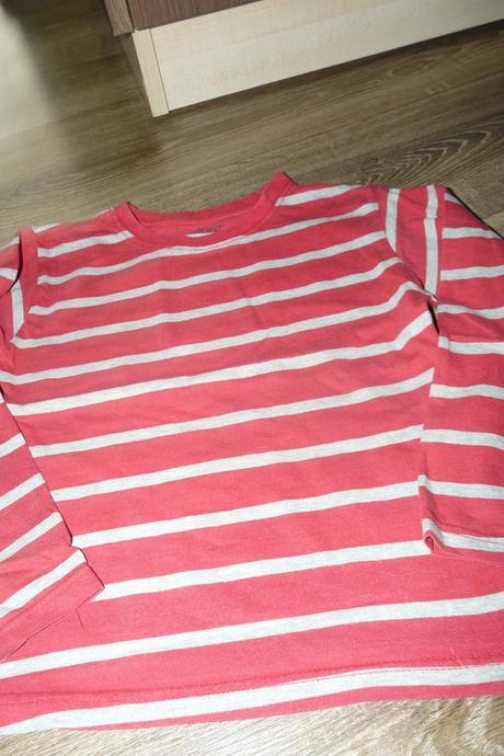 Tričko s dlhým rukávom, in extenso,122