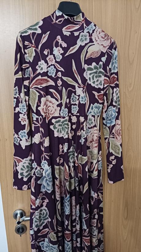 Krásne šaty zara m, zara,m