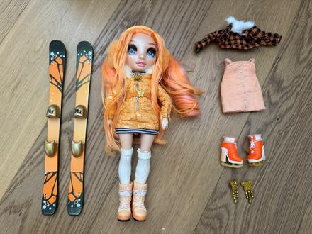 Rainbow high - zimný fashion, bábika poppy rowan,