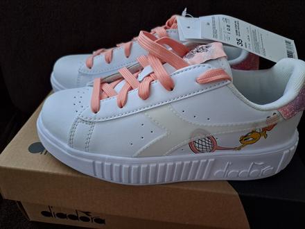 Štýlové tenisky diadora "looney tunes", 35