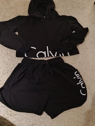 Súprava kraťasy mikina crop, calvin klein,m