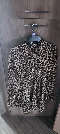 2x šaty cena spolu, 152