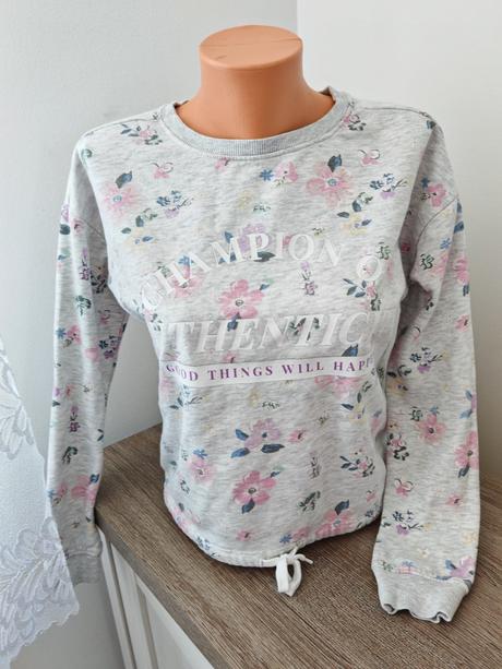Krasna mikina cropp 146 az 158 sadne, 