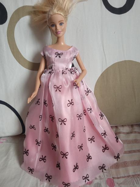 Šaty pre babiku barbie,