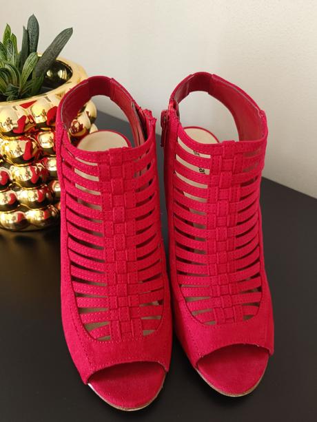 Červené topánky, graceland,38