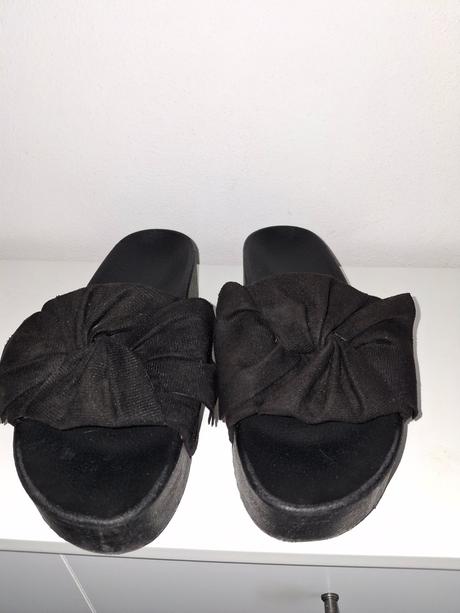 Čierne semišové šlapky pohodlné top, deichmann,38
