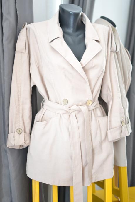 Krátky béžový trenčkot 40, h&m,40