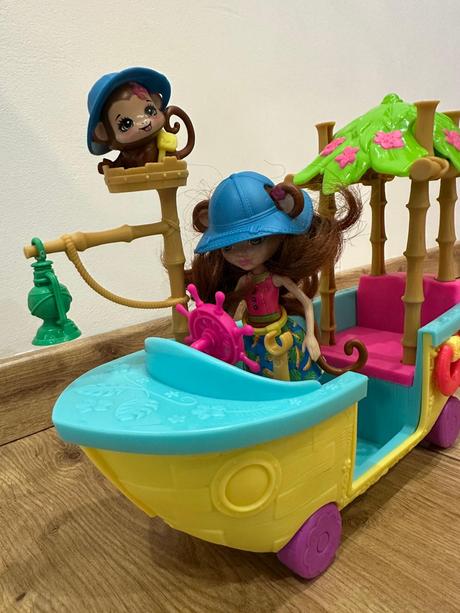 Bábiky enchantimals, 