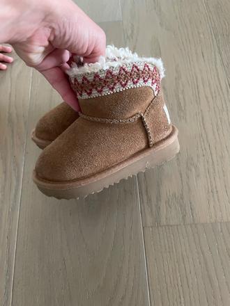 Ugg čižmičky pre dievčatko 22, ugg,22