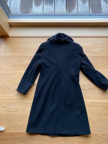 Elegantný kabat, 42