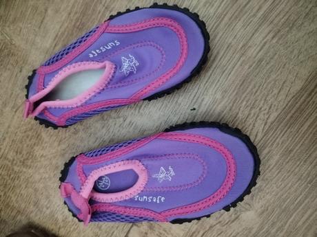 Dievčenské topánky, 24