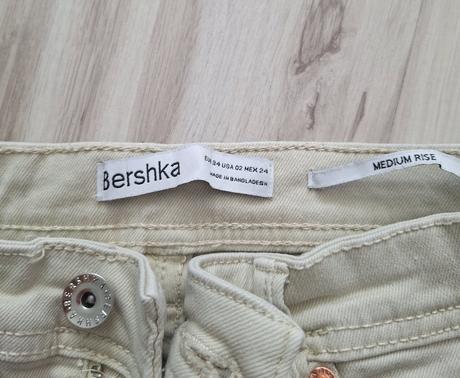 Kratasky bershka č.34, bershka,34