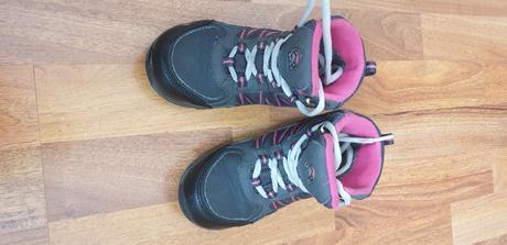 Turistické topánky, 28