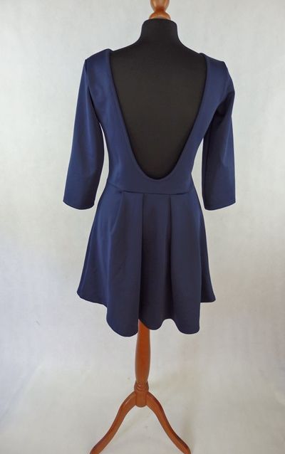 Luxusné tmavomodré šaty, 42