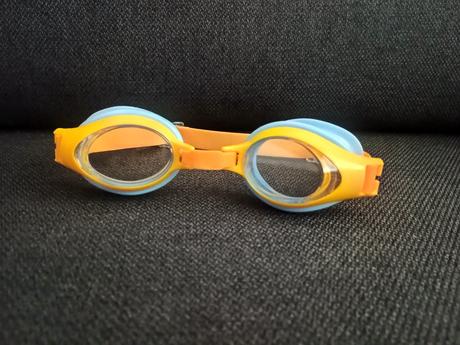 Plavecké okuliare, 