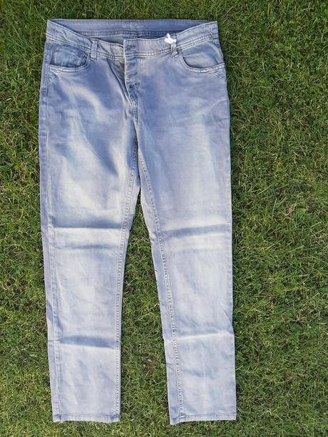 Sivé nohavice slim velk. 40., 40
