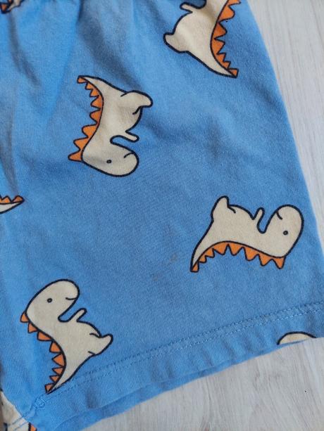 Letné dvojdielne pyžamo, 98