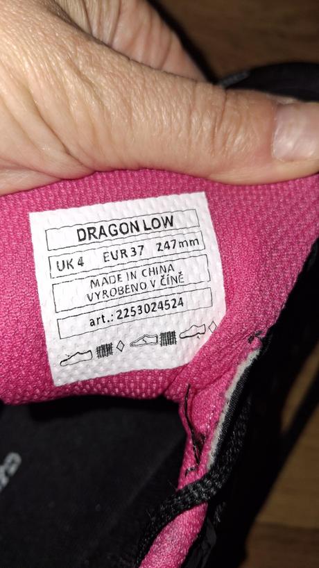 Dámske športové tenisky, 37