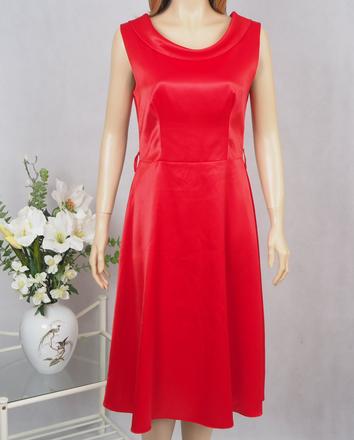 Kvalitné saténové šaty, s