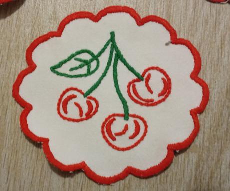 Vyšívané dečky 3 ks, 