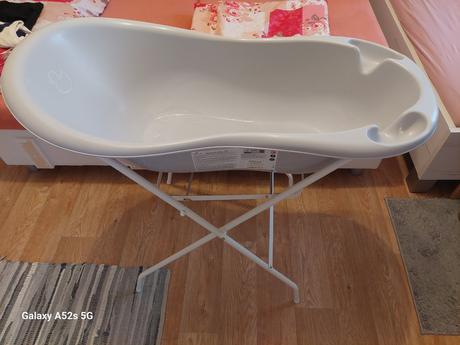 Vanička so stojanom, 