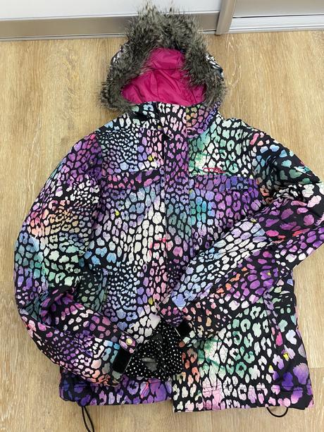 Farebná lyžiarska bunda o neill, o'neill,164