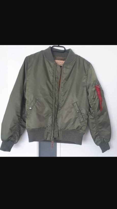 1x oblečená bunda bombera alpha industries xs, 158