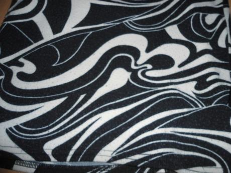 Ciernobiely rolak, s