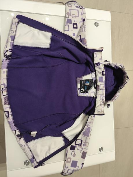 Predám dievčenskú softshellovú bundu, authority,128