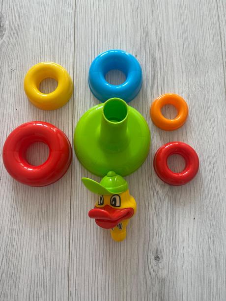 Pyramída na skladanie krúžkov hemar - skladačka ká, 