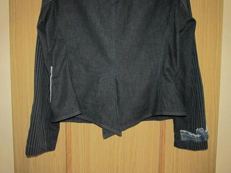 Moderné sako s riflovými detailami v. 42, 42