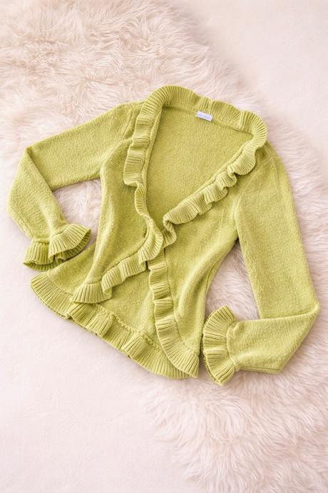 Kardigán s volánmi, s