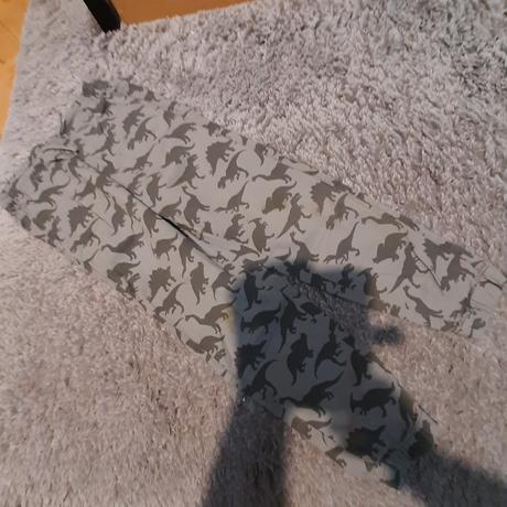 1+1 jogger nohavice s dinosaurami, h&m,140
