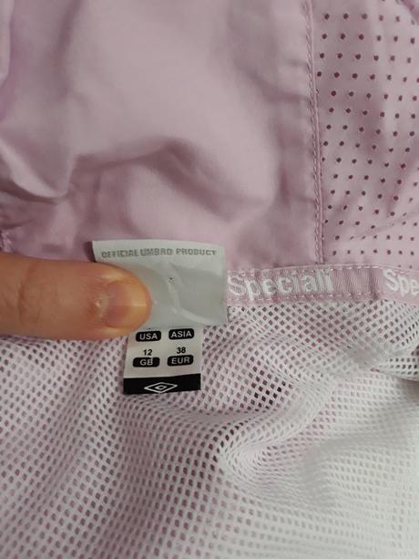 Sportova bunda, znacka umbro, 38
