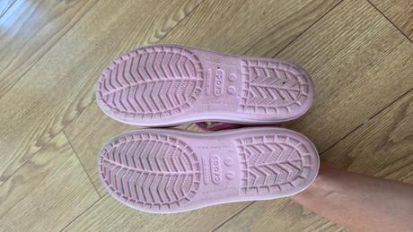 Dievčenské sandálky crocs veľ.j2, crocs,33