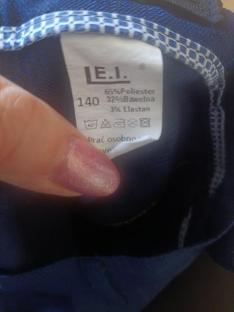 Chlapčenské nohavice, 152