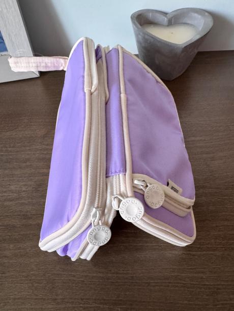 Fialový peračník, 