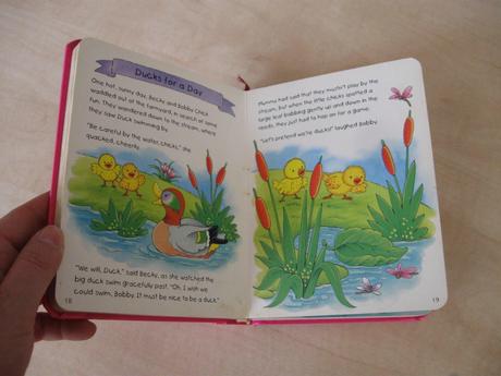 Anglické leporelo first chick stories,