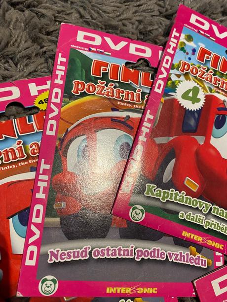 Dvd autíčka 6,8 a finley požární autíčko 0,4,7,8, 