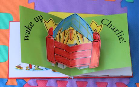 Charlie chick goes to school - 1b,