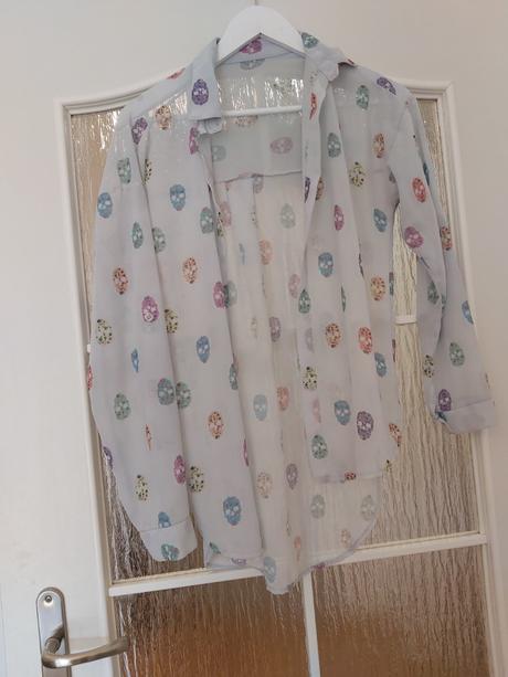 Blúzka s lebkami., m