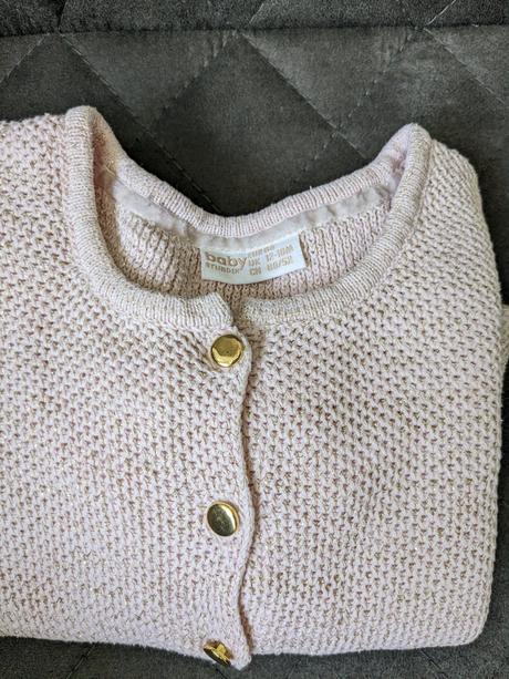 Svetrík prešívaný "zlatou" niťou, lindex,86