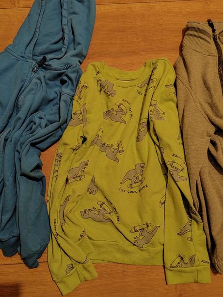 Všetky mikiny spolu, 140