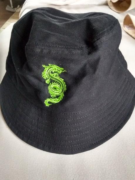 Unisex klobúčik, amisu