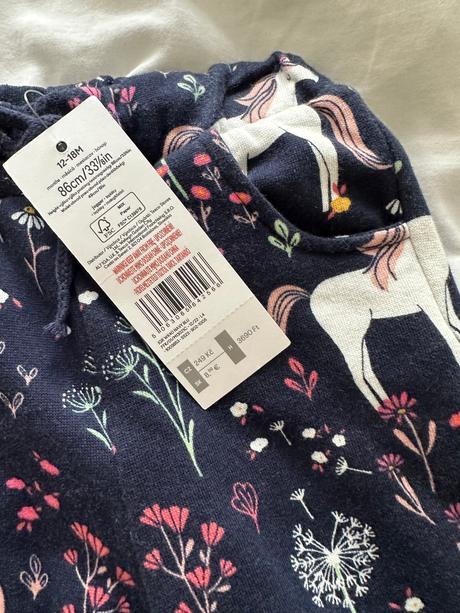 Jednorožce tepláky, f&f,86